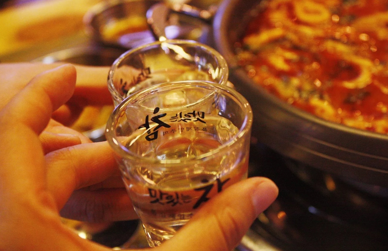 슬픈 삶 한 잔… 술 푼 詩 한 잔 | 서울신문