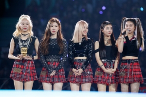 [포토] 무서운 대세 신인 ‘있지(ITZY)’