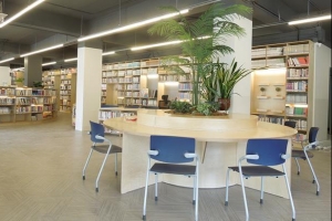 열린 공간 된 중랑 중화중… ‘책나래도서관’ 개관