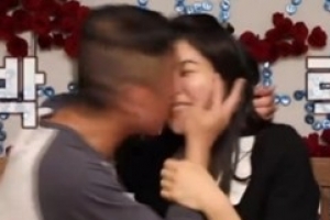 김건모, 논란 속 ♥ 장지연에 프러포즈 “오빠 잘 키워줘”