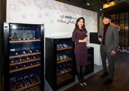 2019 LG DIOS 와인클래스 ‘와인홀리데이(Wine Holiday)’ 가수 존박과 아나운서 신아영