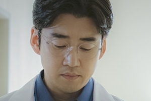 ‘초콜릿’ 윤계상X하지원, 복잡 미묘한 표정 “관계 변화 예고”