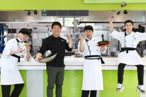 ‘맛남의 광장’ 휴게소→공항, 16일 여수 공항서 장사 오픈