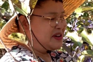 ‘전참시’ 이영자X홍진경, 과수원 일손돕기 중 “콩트 지옥”