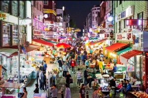 ‘다문화 특구’ 원곡동, 주민 10명 중 8명이 외국인