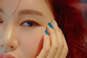 송가인 “뜨거운 인기, 매일 꿈을 꾸는 것 같아” [화보]