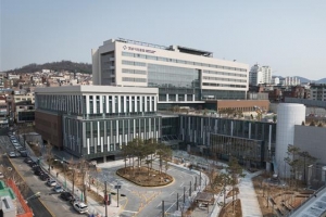 “성남시민 의료 안전망 강화”… 내과 등 11개과 시범진료 ‘스타트’