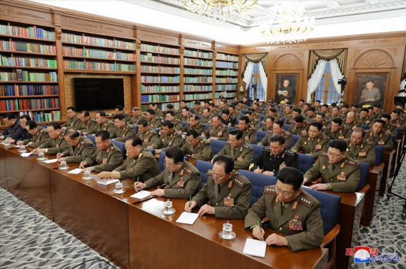 북한, 노동당 중앙군사위원회 확대회의 개최