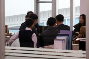 송철호 겨누는 檢… ‘산재母병원 좌초’ 靑과 교감 검증이 핵심
