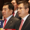 황교안 한국당 대표, 국회 농성 2주만에 병원 입원