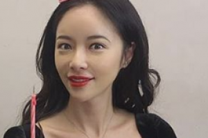 “크리스마스가 생일” 황정음, 더욱 예뻐진 근황 포착 [EN스타]