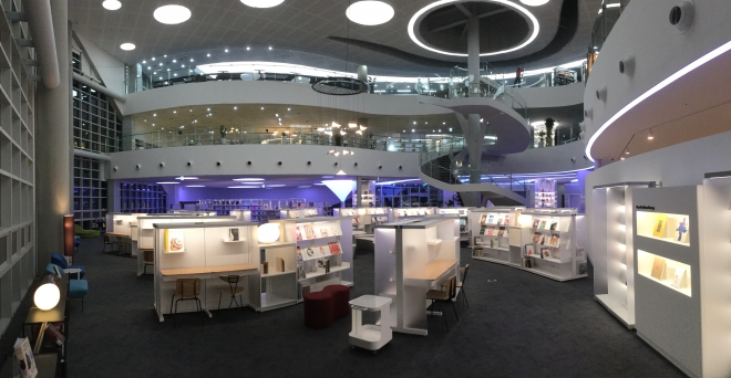 의정부미술도서관 내부 전경 