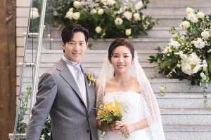 이완♥이보미, 결혼식 현장 사진 공개 ‘행복한 12월의 부부’