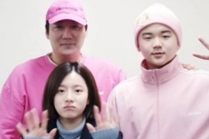 윤민수 아들 윤후, 아빠만큼 키 큰 모습 ‘언제 이렇게 컸지?’ [EN스타]