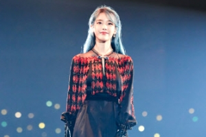 [포토] 아이유, 아시아투어 ‘러브, 포엠’ 콘서트 현장 공개