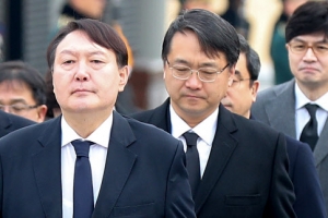 추미애 “수술칼 여러 번 찌르는 건 명의 아니다” 작심 檢 비판