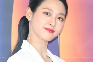 “주변 살피는 사람 되고파” 설현, 수영이 전한 위로