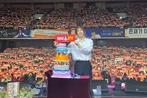 양준일 팬미팅 성료 “기다려 주신 팬분들에 감사” [EN스타]