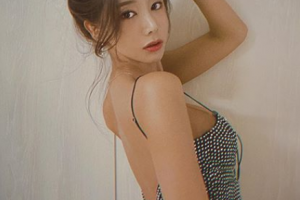 ‘머슬퀸’ 오채원, 시선 집중되는 파격 뒤태