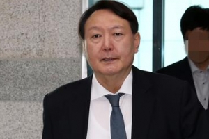 檢, 선거개입 논란 피하려 신속 기소… 법무부와 긴장관계 계속될 듯