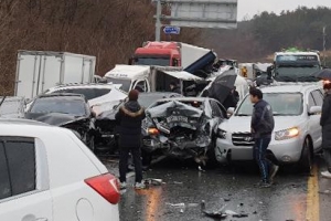 합천 국도서 ‘블랙아이스’… 차량 39대 추돌