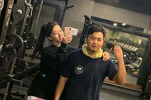 정준♥김유지, 새해에는 운동도 함께 “다이어트 시작” [EN스타]
