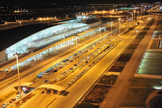 이란 수도 테헤란의 관문인 이맘 호메이니 국제공항.  위키피디아 캡처