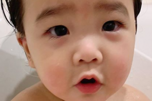 ‘유지태 ♥’ 김효진, 둘째 아들과 행복한 일상 ‘누구 닮았나?’ [EN스타]