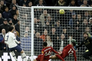 손흥민, 70m 원더골 후 한달간 잠잠…수비 부담이 원인?