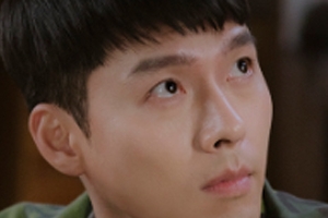 ‘사랑의 불시착’ 현빈, ‘여심 저격’ 3종 스틸