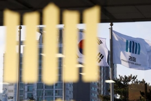 ‘최강욱 기소’ 감찰하나… 秋·尹 중 한 명 치명상 입을 수도