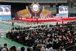 동안거 해제 법회 일부 취소… 종교계도 ‘코로나 비상’