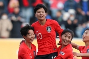 지소연 A매치 58호골. 차범근과 어깨 나란히