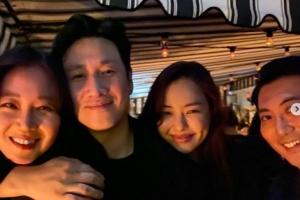 공효진X이하늬, ‘기생충’ 봉준호 감독-배우들 만났다 “만세”