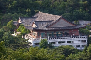 ‘한식 거점’ 만든다더니… 간이부엌만 늘리는 삼청각