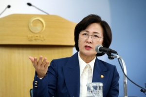 법무부 “방역저해 행위 즉각 강제수사”…신천지 겨냥했나