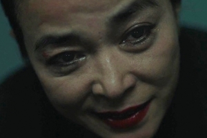 ‘방법’ 조민수, 방법사 정지소 존재 알았다…신들린 굿판 “‘곡성’급”