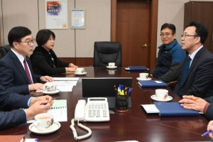 신동헌 시장, 한강유역환경청에 주요사업 지원 요청