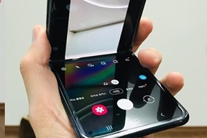 갤럭시 Z플립 미러블랙 공개한 주우재 “두근두근”