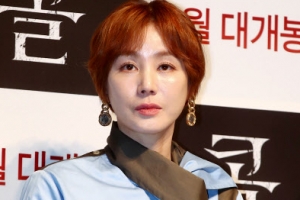 [포토] 김성령, 커트 머리 ‘시크한 비주얼’