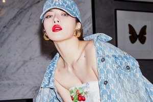 [포토] 현아, 섹시하고 힙한 데님룩 화보 공개