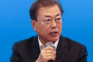 [포토인사이트] 文대통령 “방역·경제 ‘두토끼’ 잡겠다”(전문)