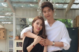 기성용♥한혜진 부부, 코로나19 의료진 위해 방호복 3500벌 기부
