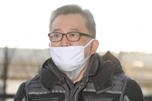 檢, 김학의 ‘성폭행 무혐의’ 수사 마무리