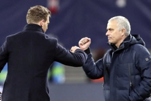 코리안 빅리거 뛰지도 못했는데…토트넘·발렌시아 UCL 16강 동반 탈락