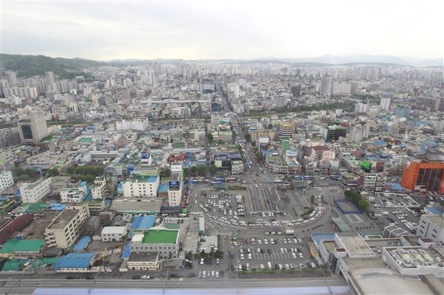 대전시가 혁신도시로 지정받으려는 대전역 주변 원도심 전경. 오래된 도심의 낙후된 풍경이 엿보인다.  대전시 제공