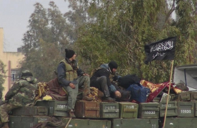 알카에다 시리아 지부 알누스라 전선 대원들. 사진은 2013년 1월 이전에 찍힌 것으로 추정된다. 2020.3.6  AP 연합뉴스