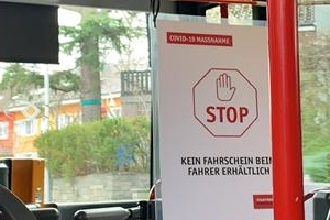 “지나가면 ‘코로나’라고 불러, 바이러스된 기분” 동양인 차별 겪는 유럽 교환학생들