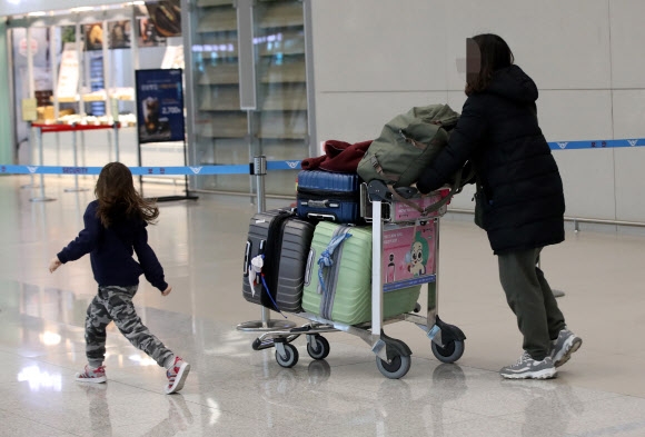 [포토] 파리발 입국