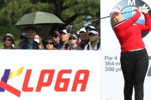 KLPGA 투어 4월까진 대회 없다